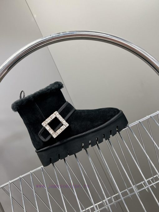 Roger Vivier is the most beautiful snow boots in the market this year. She understands womenx15606eh - Image 6