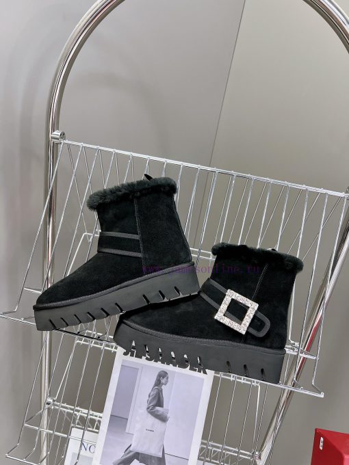 Roger Vivier is the most beautiful snow boots in the market this year. She understands womenx15606eh - Image 7