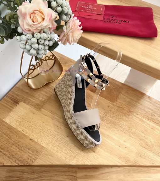 Valentino Garavani Lychee Leather Strap Wedge Sandals-Metal effect processing rivet decoratikgp5bzrn - Image 3