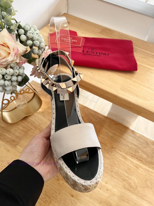 Valentino Garavani Lychee Leather Strap Wedge Sandals-Metal effect processing rivet decoratikgp5bzrn - Image 5