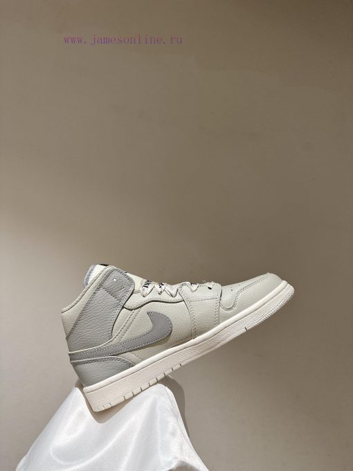Chanel * L 2023 Chanel Nike CollaborationClassic last shape+jumping color blocking design, fbrwotphe - Image 10