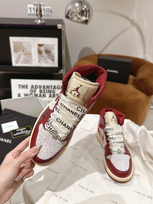 Chanel * L 2023 Chanel Nike CollaborationClassic last shape+jumping color blocking design, fc5n0v6kz - Image 4