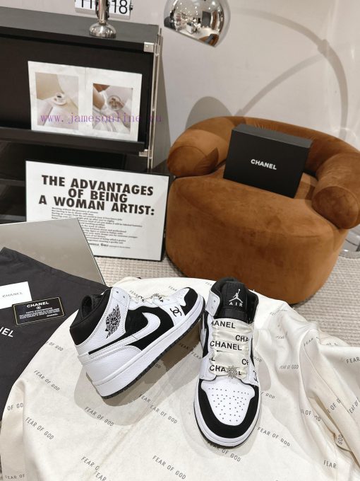 Chanel * L 2023 Chanel Nike CollaborationClassic last shape+jumping color blocking design, f78spawgf - Image 4