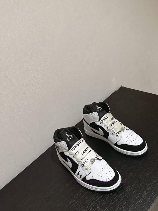 Chanel * L 2023 Chanel Nike CollaborationClassic last shape+jumping color blocking design, f78spawgf - Image 8