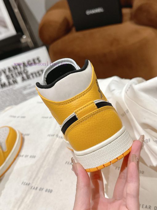 Chanel * L 2023 Chanel Nike CollaborationClassic last shape+jumping color blocking design, fh8v8naly - Image 6