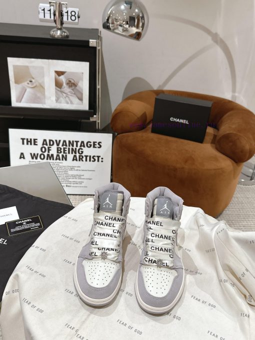 Chanel * L 2023 Chanel Nike CollaborationClassic last shape+jumping color blocking design, fzv5cu07z - Image 2