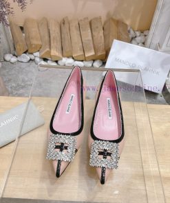 MANOLO BLAHNlK 2023 Autumn New Collectionᵀᴴᴱ ᴮᴱˢᵀ ᴵˢ ᶠᴼᴿ ᵞᴼᵁMB has always been a dream shoe w9xev18j