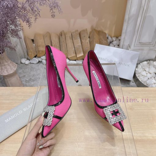 MANOLO BLAHNlK 2023 Autumn New Collectionᵀᴴᴱ ᴮᴱˢᵀ ᴵˢ ᶠᴼᴿ ᵞᴼᵁMB has always been a dream shoe h81azls8