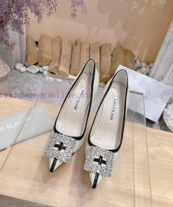 MANOLO BLAHNlK 2023 Autumn New Collectionᵀᴴᴱ ᴮᴱˢᵀ ᴵˢ ᶠᴼᴿ ᵞᴼᵁMB has always been a dream shoe smq1rmtr