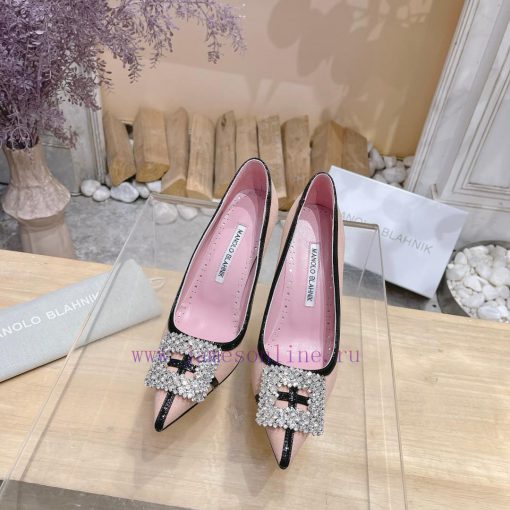 MANOLO BLAHNlK 2023 Autumn New Collectionᵀᴴᴱ ᴮᴱˢᵀ ᴵˢ ᶠᴼᴿ ᵞᴼᵁMB has always been a dream shoe pgwbtzef