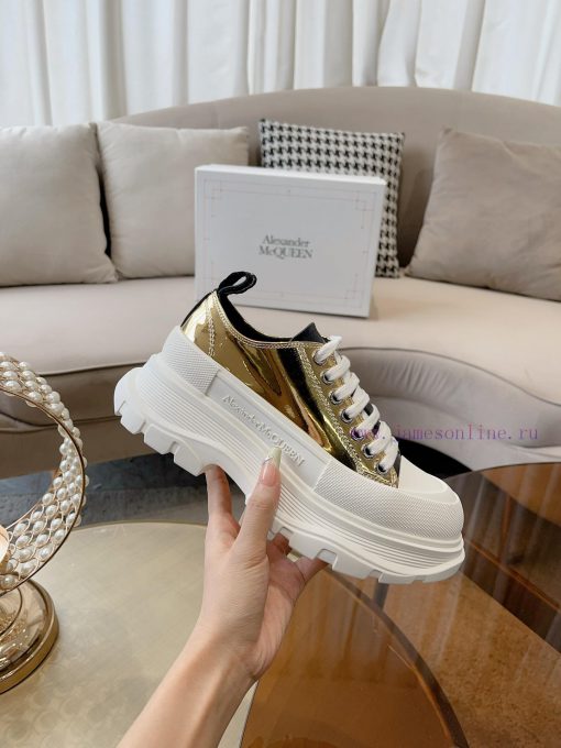 Metal surfaceTop quality, inspection free products withAlexander McQueen's new canvas series6t3vnjgi - Image 3