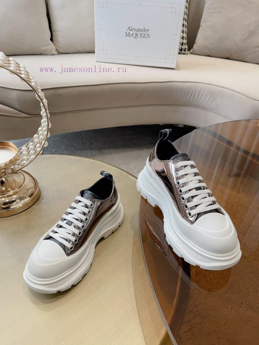 Metal surfaceTop quality, inspection free products withAlexander McQueen's new canvas seriesf3d5byda - Image 5