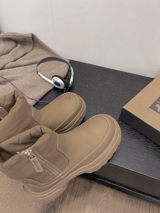 Are you still wearing bulky Korean down women's snow boots? Why not give this pair of super 8vteiwne - Image 7