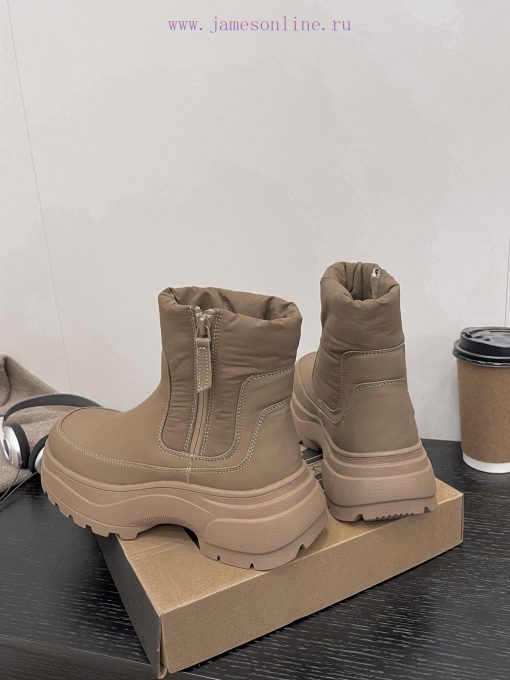Are you still wearing bulky Korean down women's snow boots? Why not give this pair of super 8vteiwne - Image 10