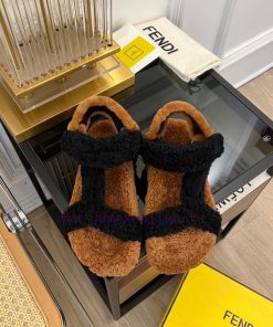 FENDI | 2023 𝐬𝐬FDfendi x Skims collaboration popular hairy sandals series 〰Developed in the d9hlwoov
