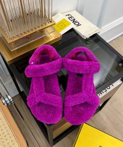 FENDI | 2023 𝐬𝐬FDfendi x Skims collaboration popular hairy sandals series 〰Developed in the km3mmphr