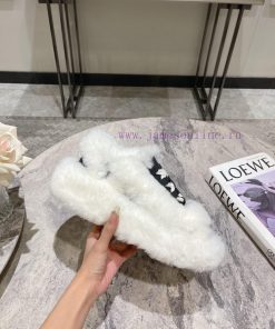HALFAWAKE's new autumn and winter products are popular. The plush sponge shoes are super cuts4dxnj9b