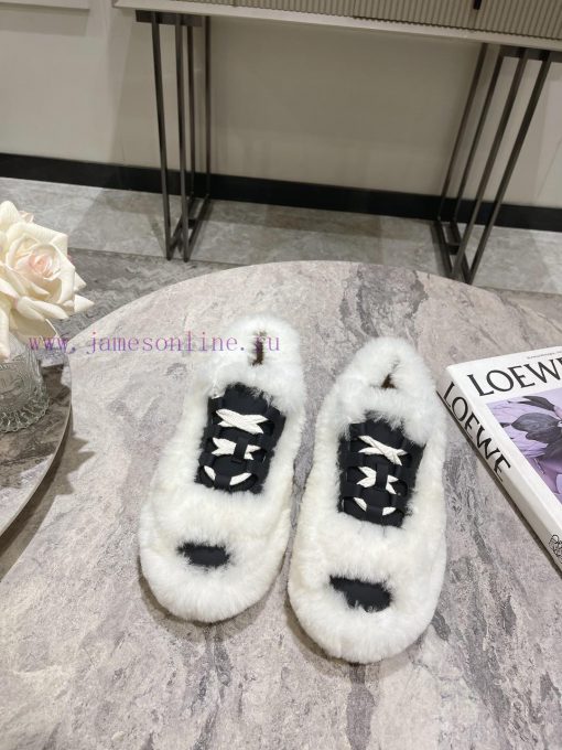 HALFAWAKE's new autumn and winter products are popular. The plush sponge shoes are super cuts4dxnj9b - Image 3
