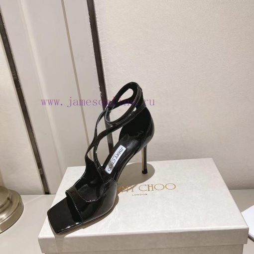 Jimmy Choo's custom-made high-heeled sandals in the Paris window showcase are of the highestdxh37fbx - Image 6