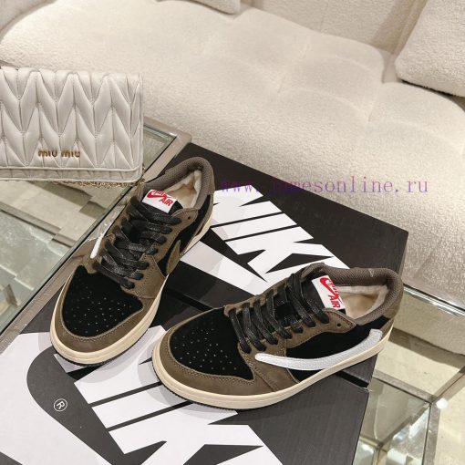 WoolAir Jordan 1 Mid Autumn/Winter Mid Top SneakersAJ's classic shoe style remains unchangedmrcdkfcp - Image 4