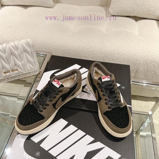 WoolAir Jordan 1 Mid Autumn/Winter Mid Top SneakersAJ's classic shoe style remains unchangedmrcdkfcp - Image 5