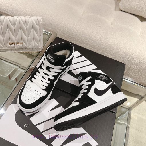WoolAir Jordan 1 Mid Autumn/Winter Mid Top SneakersAJ's classic shoe style remains unchanged51nxqy27 - Image 6