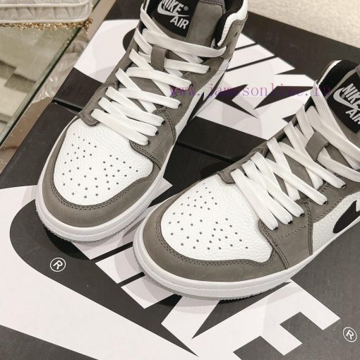 WoolAir Jordan 1 Mid Autumn/Winter Mid Top SneakersAJ's classic shoe style remains unchanged7csuvdzx - Image 8