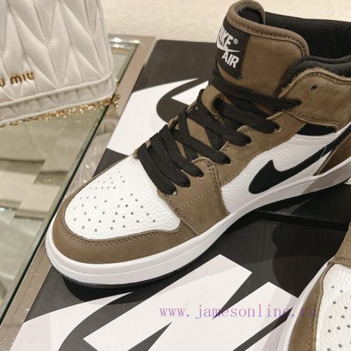 WoolAir Jordan 1 Mid Autumn/Winter Mid Top SneakersAJ's classic shoe style remains unchangedq6t5kfr7 - Image 8