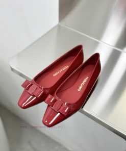 SF salvatore Ferraga * o Ferragamo's new vara patent leather bow small square toe single shojjwzgdp3