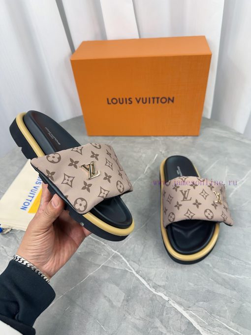 LV Lv brand L Home 2023 popular embossed logo embossed cool slippers. This Pool Pillow Comfoyrwhxiwf - Image 6