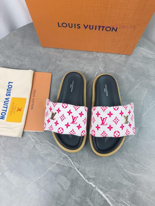 LV Lv brand L Home 2023 popular embossed logo embossed cool slippers. This Pool Pillow Comfoprp7o7io