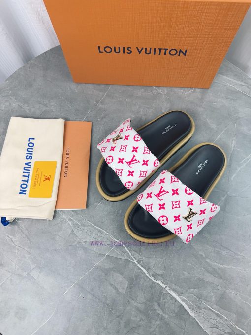 LV Lv brand L Home 2023 popular embossed logo embossed cool slippers. This Pool Pillow Comfoprp7o7io - Image 3
