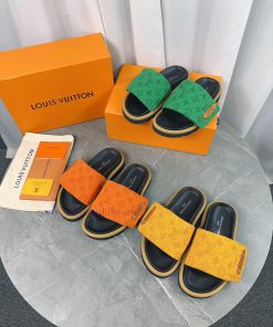 LV Lv brand L Home 2023 popular embossed logo embossed cool slippers. This Pool Pillow Comfoiszjxnly