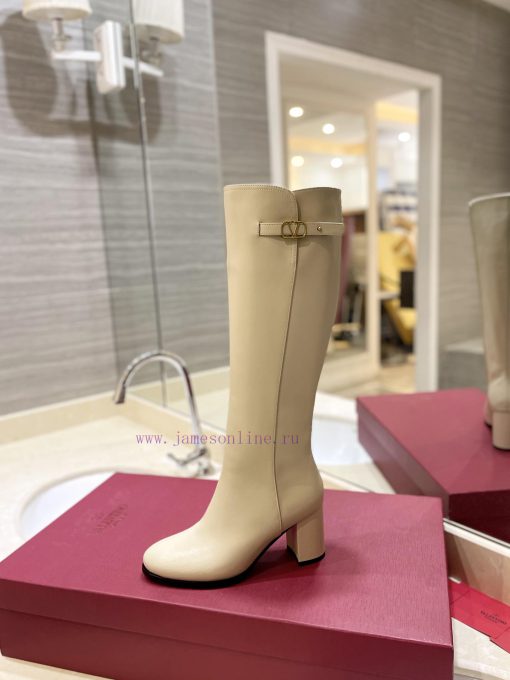 Valentino's new layout-Vintage brass distressed effect VLOGO SIGNATURE accessory - high boot5upktpv4 - Image 5