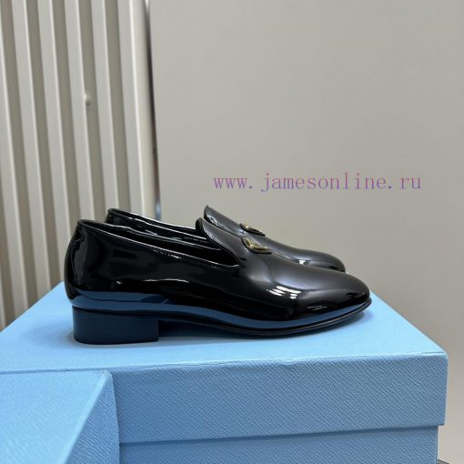 PRADA/Prada "2023 autumn/winter runway show, popular internet celebrity with the same Le Fu wcvh3mp8 - Image 3