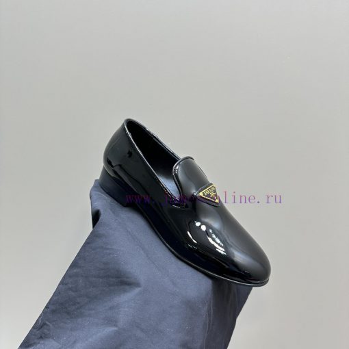 PRADA/Prada "2023 autumn/winter runway show, popular internet celebrity with the same Le Fu wcvh3mp8 - Image 9