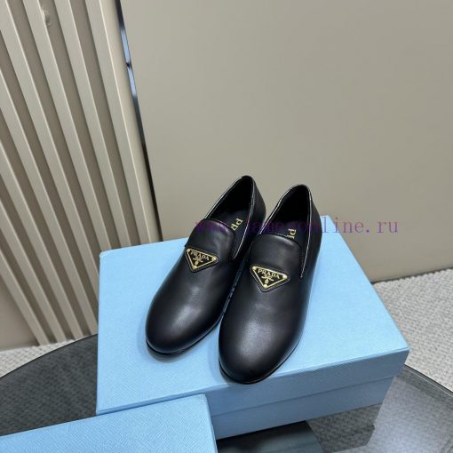 PRADA/Prada "2023 autumn/winter runway show, popular internet celebrity with the same Le Fu qa4hx1xw - Image 2