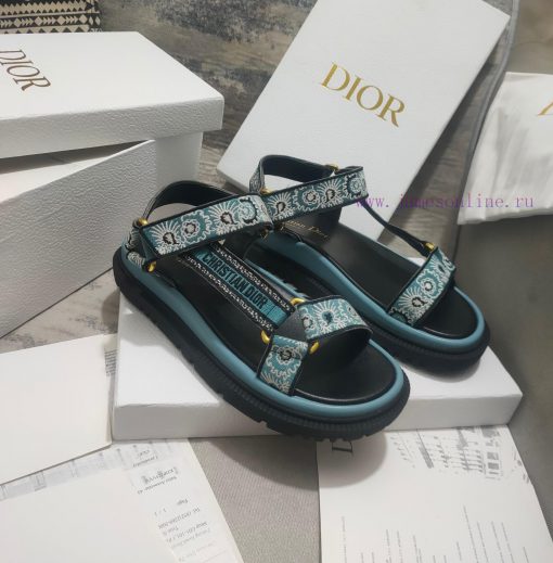 Sandals are a new product in the early spring ready to wear collection of 2024, integrating 36novwa9 - Image 5