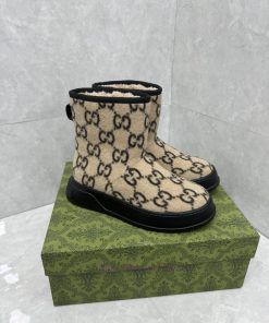 GG2024 new women's and ankle boots wool boots. This Cruise 2024 boot is both stable and luxuud657fb1