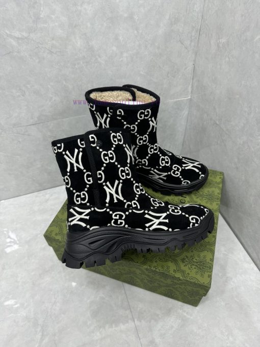 New GucciNY collaboration, winter mid top wool boots, snow bootsThe upper of this mid length9jrzgzv8 - Image 3