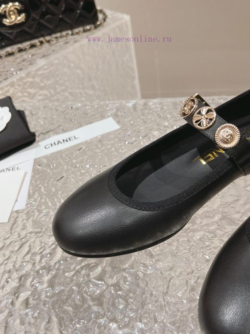 Spot sale𝐂𝐡 * 𝐧𝐞𝐥 23 Top selling productAuthentic gradeLeather upperInner sheepskinFoot pad u3rrc21k - Image 7