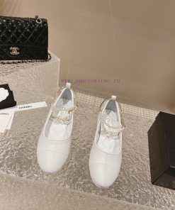 Spot sale𝐂𝐡 * 𝐧𝐞𝐥 23 Top selling productAuthentic gradeLeather upperInner sheepskinFoot pad fdllsno5