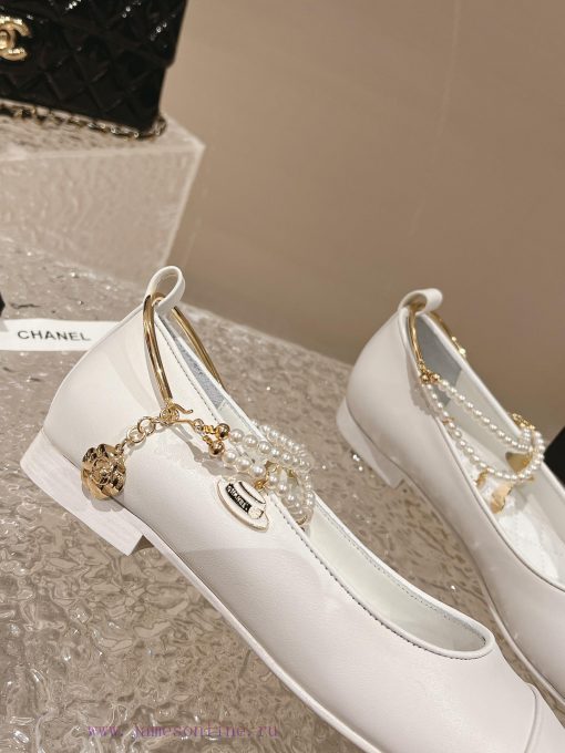 Spot sale𝐂𝐡 * 𝐧𝐞𝐥 23 Top selling productAuthentic gradeLeather upperInner sheepskinFoot pad fdllsno5 - Image 9