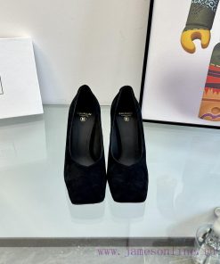 𝘽𝙖𝙡𝙢𝙖𝙞𝙣Balmain 𝟐𝟎𝟐𝟒𝙨𝙨 Square headed wine glasses, custom-made shoesThis colored leather wine04fe57rn