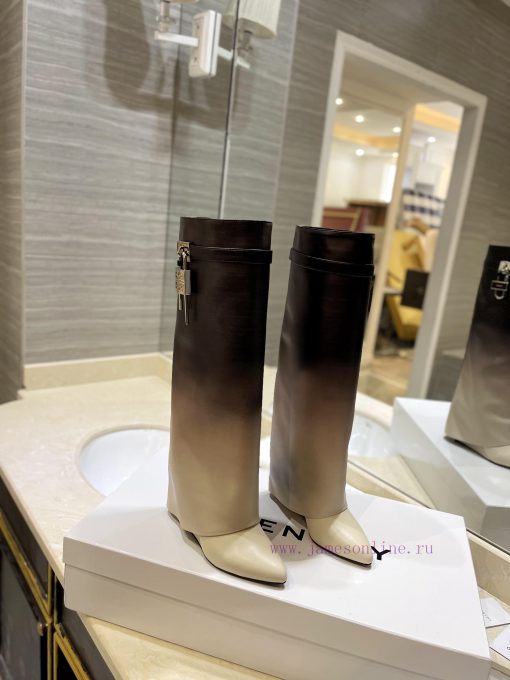 Authentic customizationGIVENCHY0/𝐒𝐒𝐧𝐞𝐰 New high-heeled boots, the latest in the marketGivenc2bwlf0b9