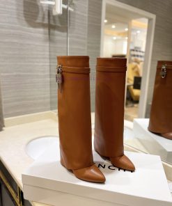 Authentic customizationGIVENCHY0/𝐒𝐒𝐧𝐞𝐰 New high-heeled boots, the latest in the marketGivencw9skczwe