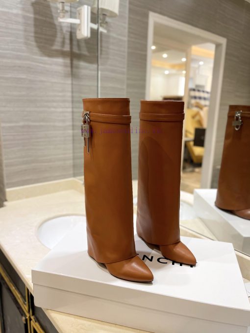 Authentic customizationGIVENCHY0/𝐒𝐒𝐧𝐞𝐰 New high-heeled boots, the latest in the marketGivencw9skczwe