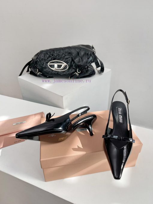 Miumiu 24/Spring/Summer Fashion Style Kitten and Square Head SandalsThe pointed end of the mliqqu64m - Image 4