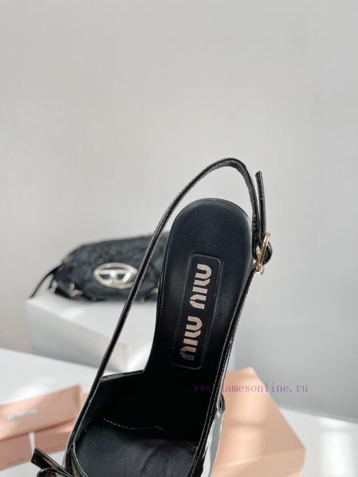 Miumiu 24/Spring/Summer Fashion Style Kitten and Square Head SandalsThe pointed end of the mbiqflyn1 - Image 6
