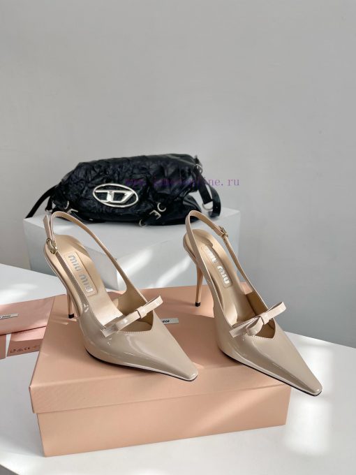 Miumiu 24/Spring/Summer Fashion Style Kitten and Square Head SandalsThe pointed end of the my39d6490 - Image 3